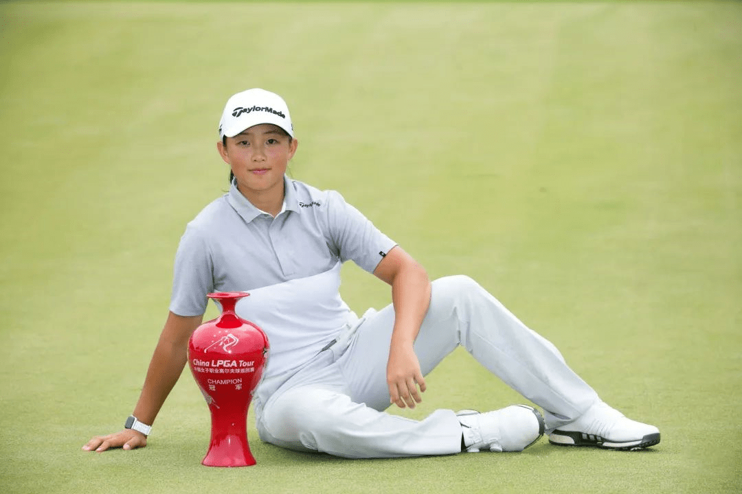 季后赛巅峰对决!燕赵火狐队守住胜果海滨青龙队,高尔夫赛场再起波澜;关键战拿下信心的简单介绍 季后赛巅峰对决!燕赵火狐队守住胜果海滨青龙队,高尔夫赛场再起波澜;关键战拿下信心的简单介绍