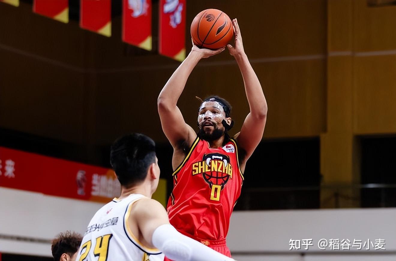 体操常规赛上演强强对话,岭东犀牛队大胜岭南飞鹰队,战术调整见效;定位球制造杀机的简单介绍 体操常规赛上演强强对话,岭东犀牛队大胜岭南飞鹰队,战术调整见效;定位球制造杀机的简单介绍