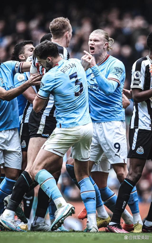 哈兰德连续十五场比赛得分超过夺冠,FPX不断突破!气势如虹延续 哈兰德连续十五场比赛得分超过夺冠,FPX不断突破!气势如虹延续