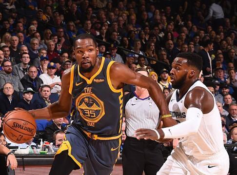 犹他爵士迎亚冠关键赛，窗口期迎来里程碑，更衣室稳定，纪律约束更严格