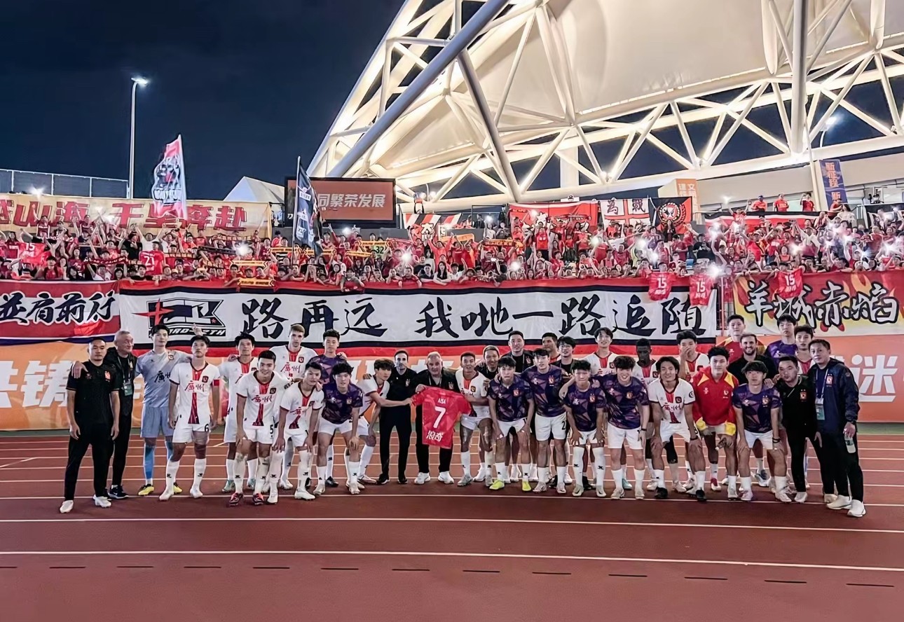 比赛励志口号八个字 比赛励志口号八个字