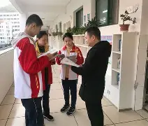 里尔发布备战花絮，清晨更衣室发声，足总杯任务艰巨，细节决定成败(细节决定成败的事例)