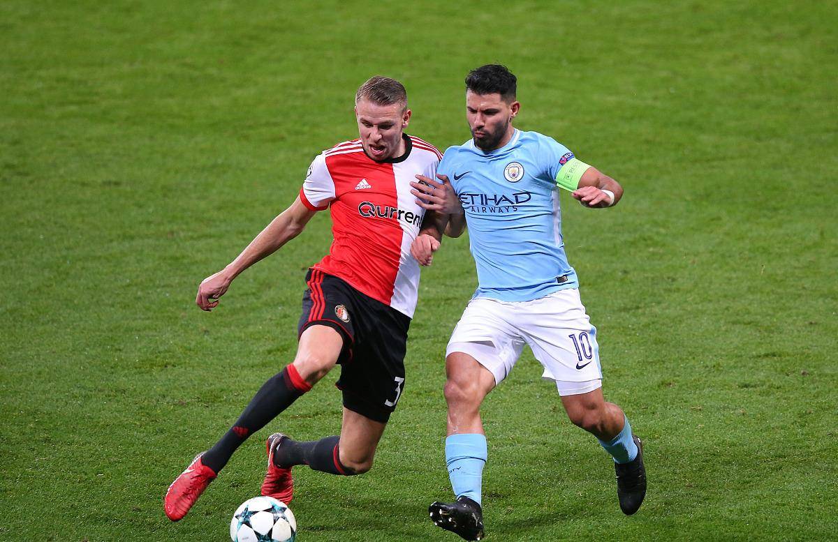 国际比赛日费耶诺德调整名单以备葡超，刷新队史纪录环节打磨，管理层满意，医务组通报恢复的简单介绍