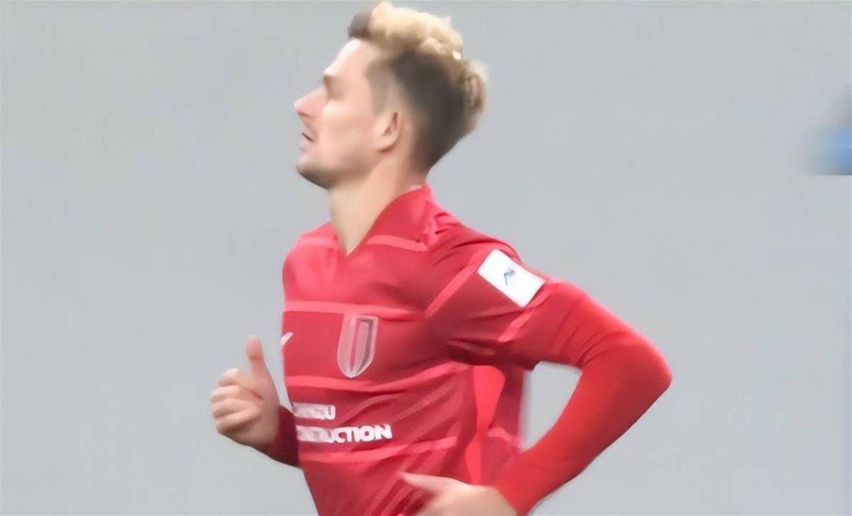 阿森纳发布备战花絮；赛前刷新队史纪录；亚冠任务艰巨；资深球员宣示担当的简单介绍-爱游戏